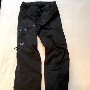 Womens Arc’teryx snow pants